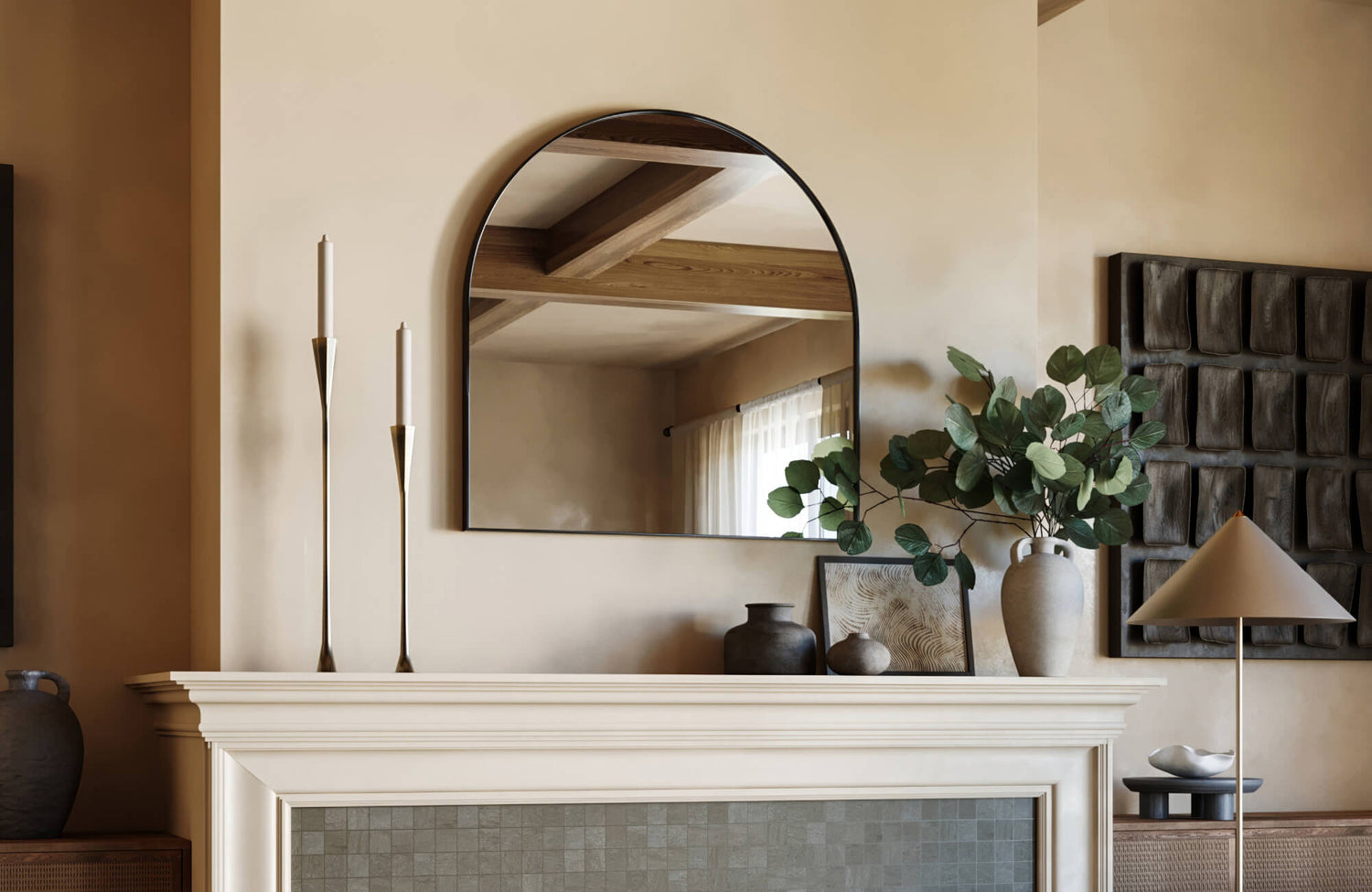 https://www.edwardmartin.com/cdn/shop/articles/blog-are-arched-framed-mirrors-still-in-style-01-2000x1300_b74947cd-0cb7-4334-b73a-f23649aa276f.jpg?v=1751874668&width=1500